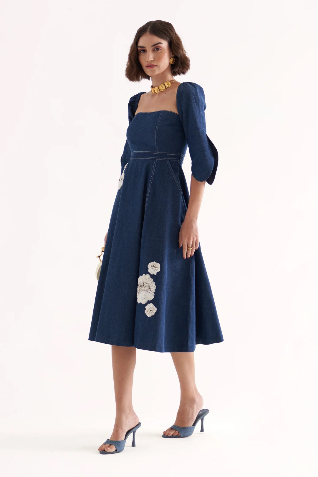 BUSSIN' DRESS WITH SLEEVES
