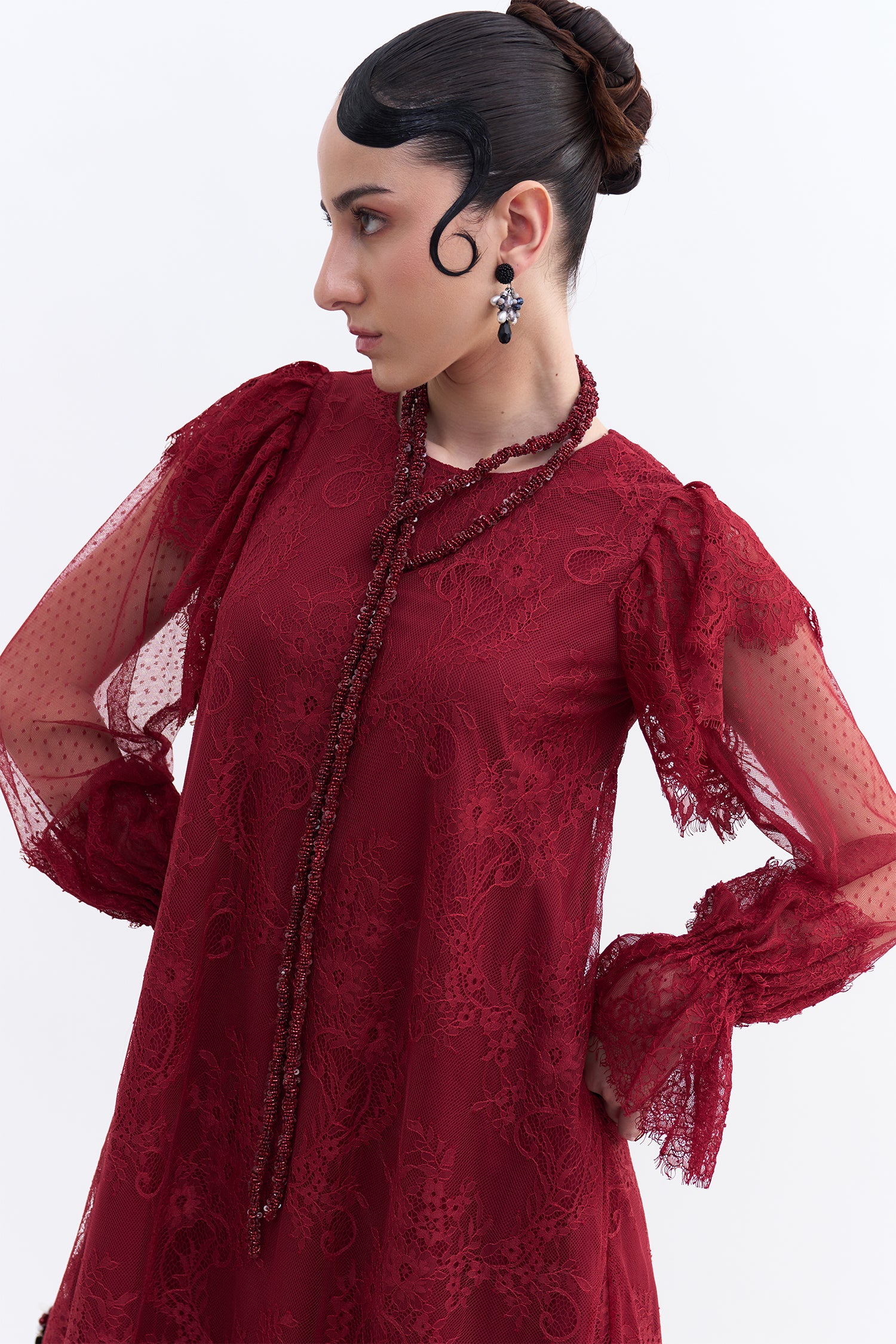 MARI NECKPIECE PLUM
