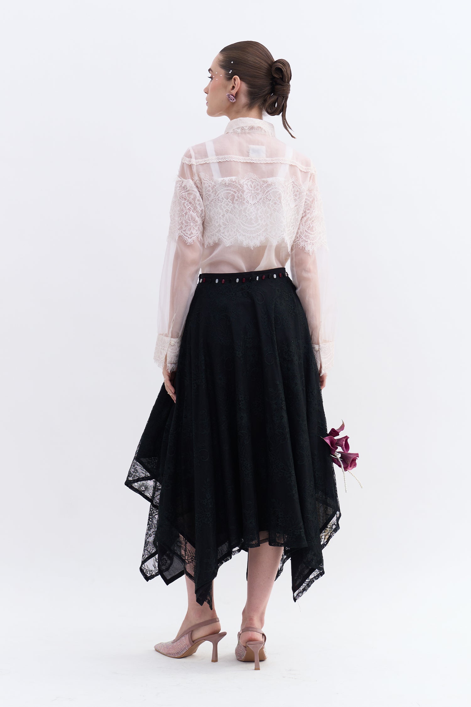 VERA SHIRT & KAIRI SKIRT
