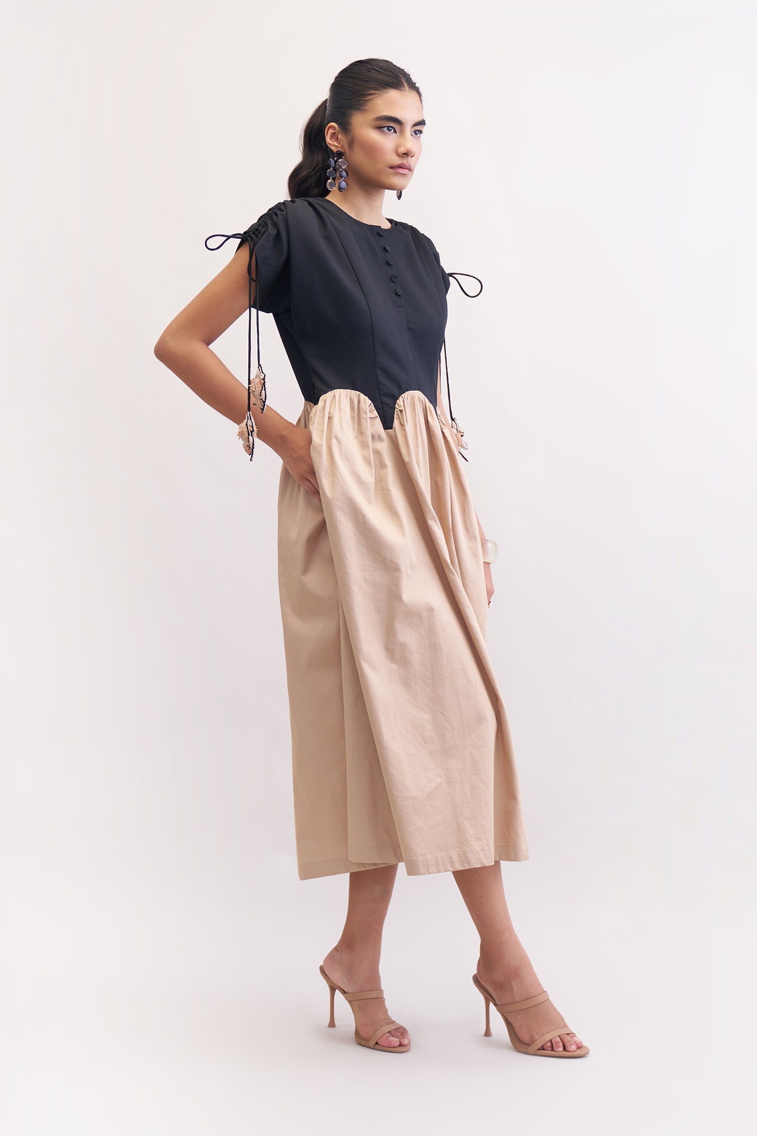 FEMME DRESS BLACK & KHAKI
