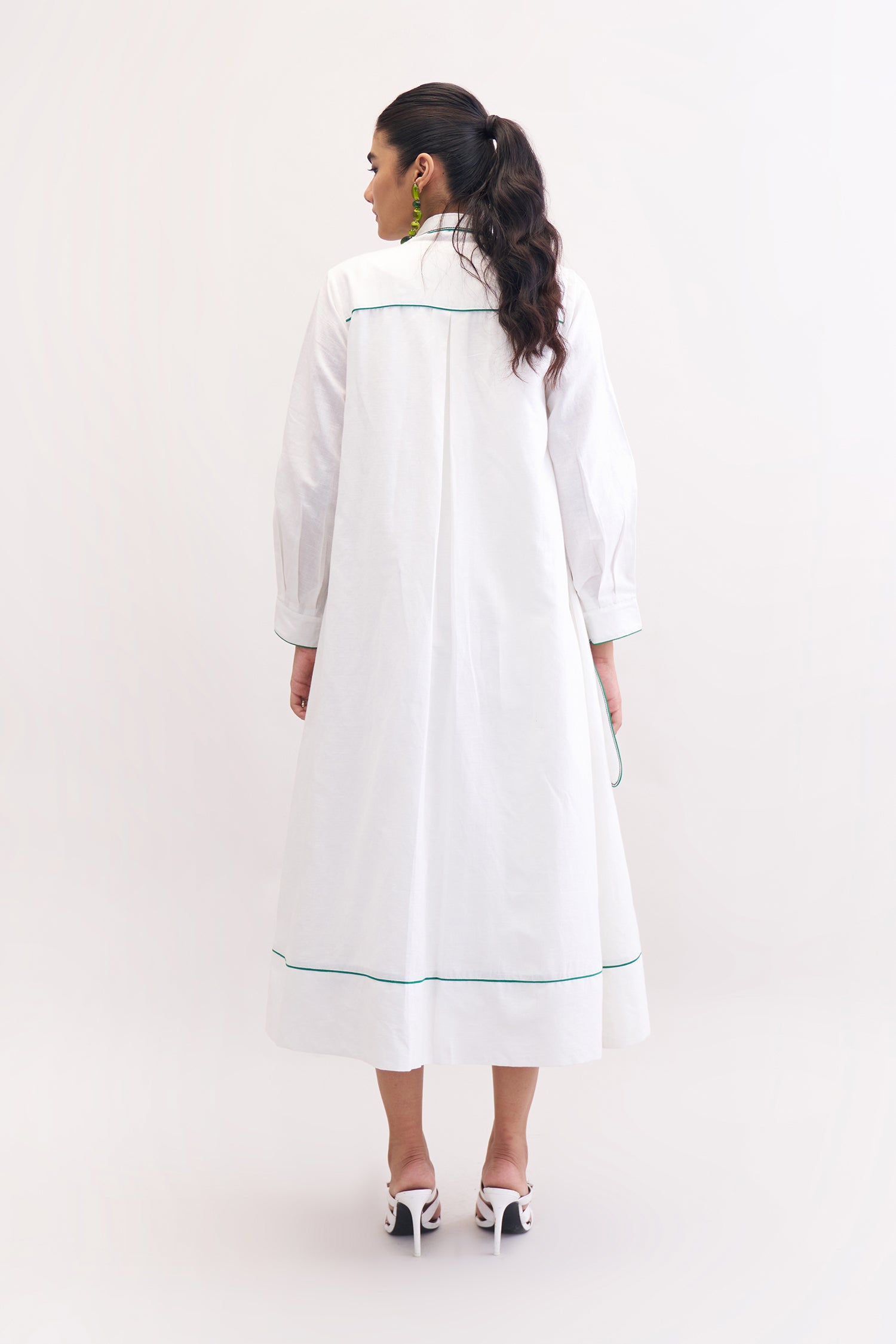 ESCAPE JACKET WHITE