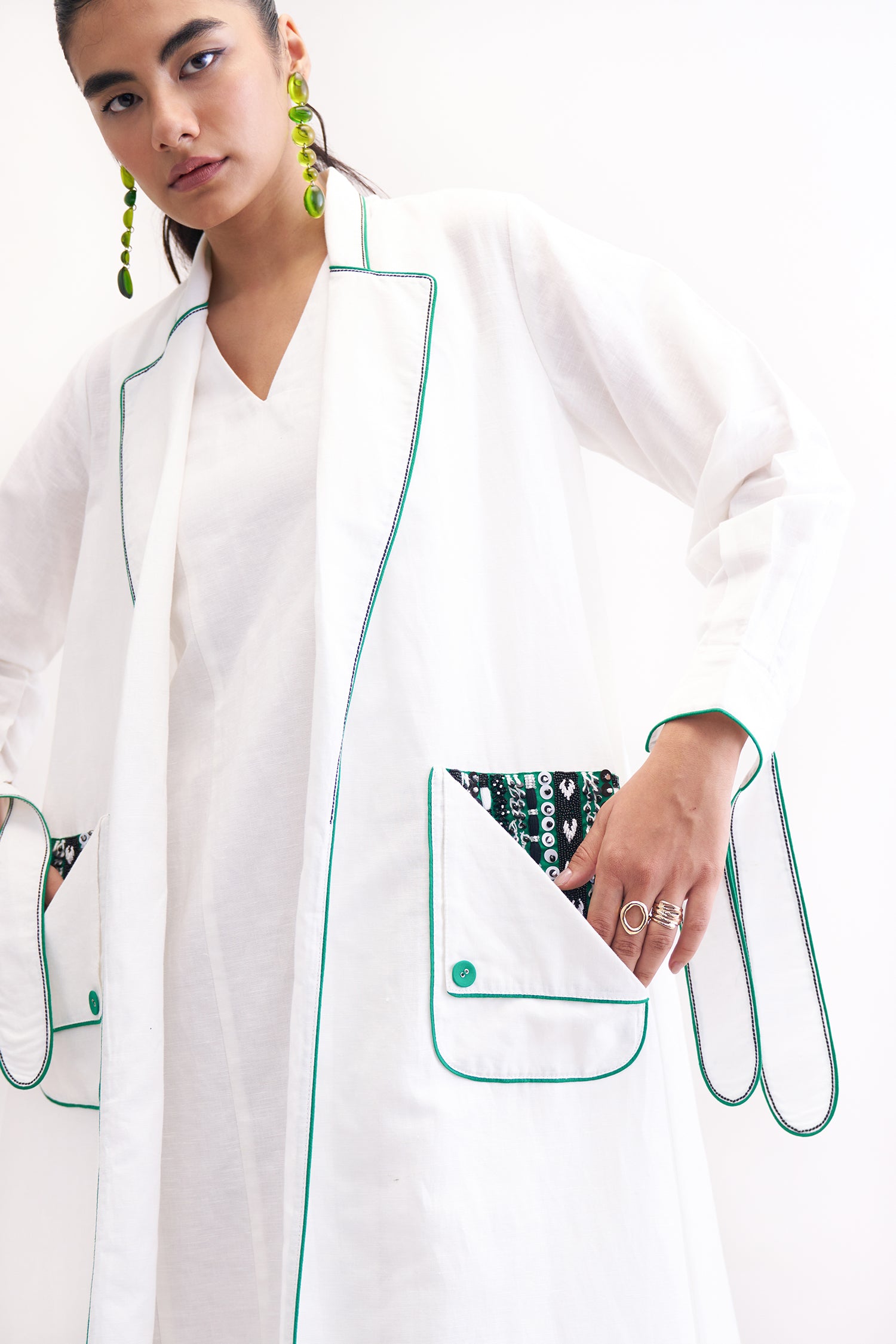 ESCAPE DRESS WITH JACKET WHITE