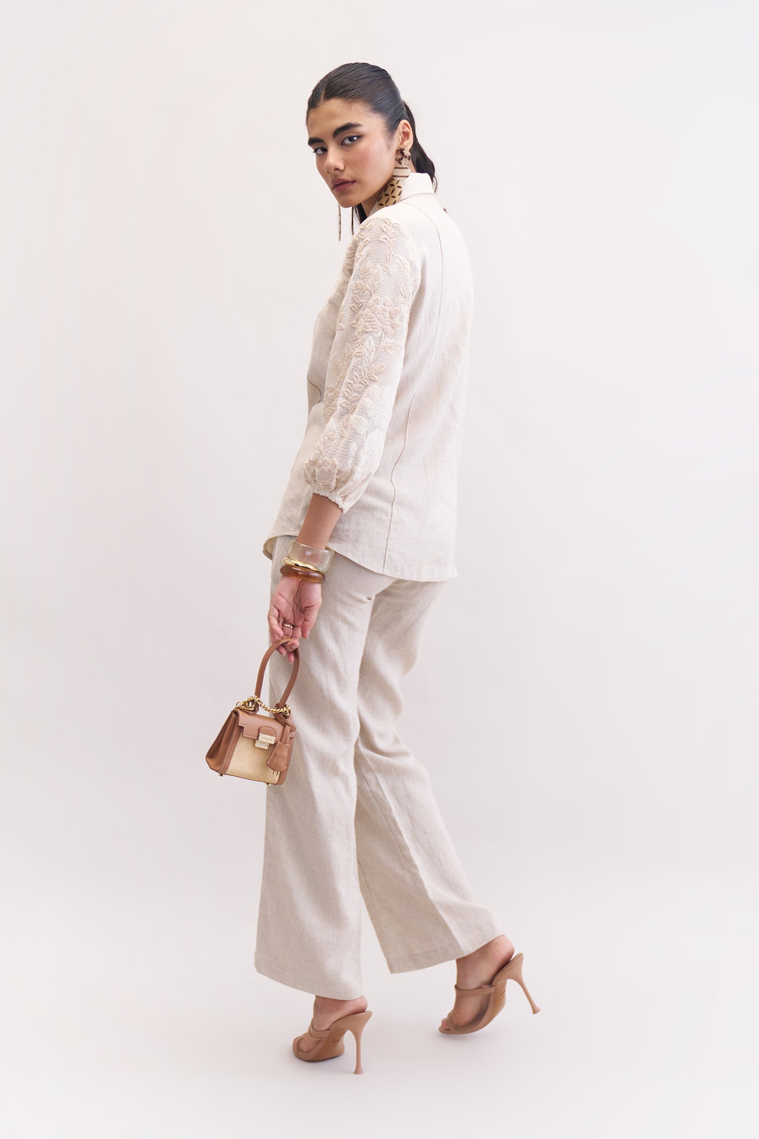 CLEOPATRA SHIRT & TROUSERS NEUTRAL