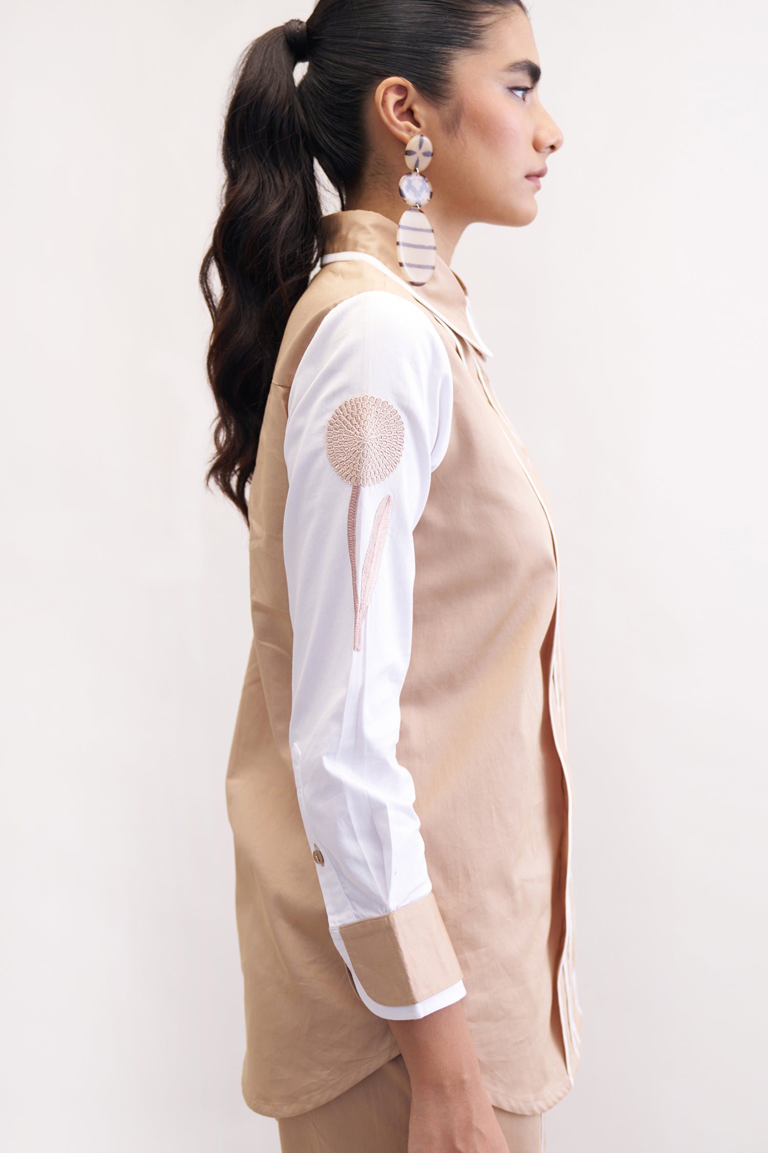SHERY SHIRT KHAKHI & WHITE