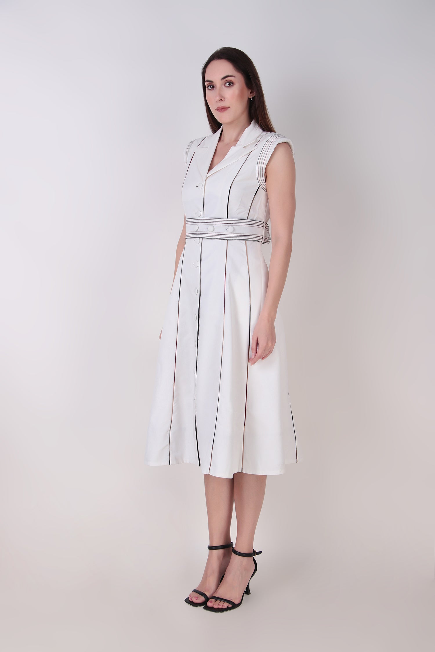 ODE TRENCH WHITE
