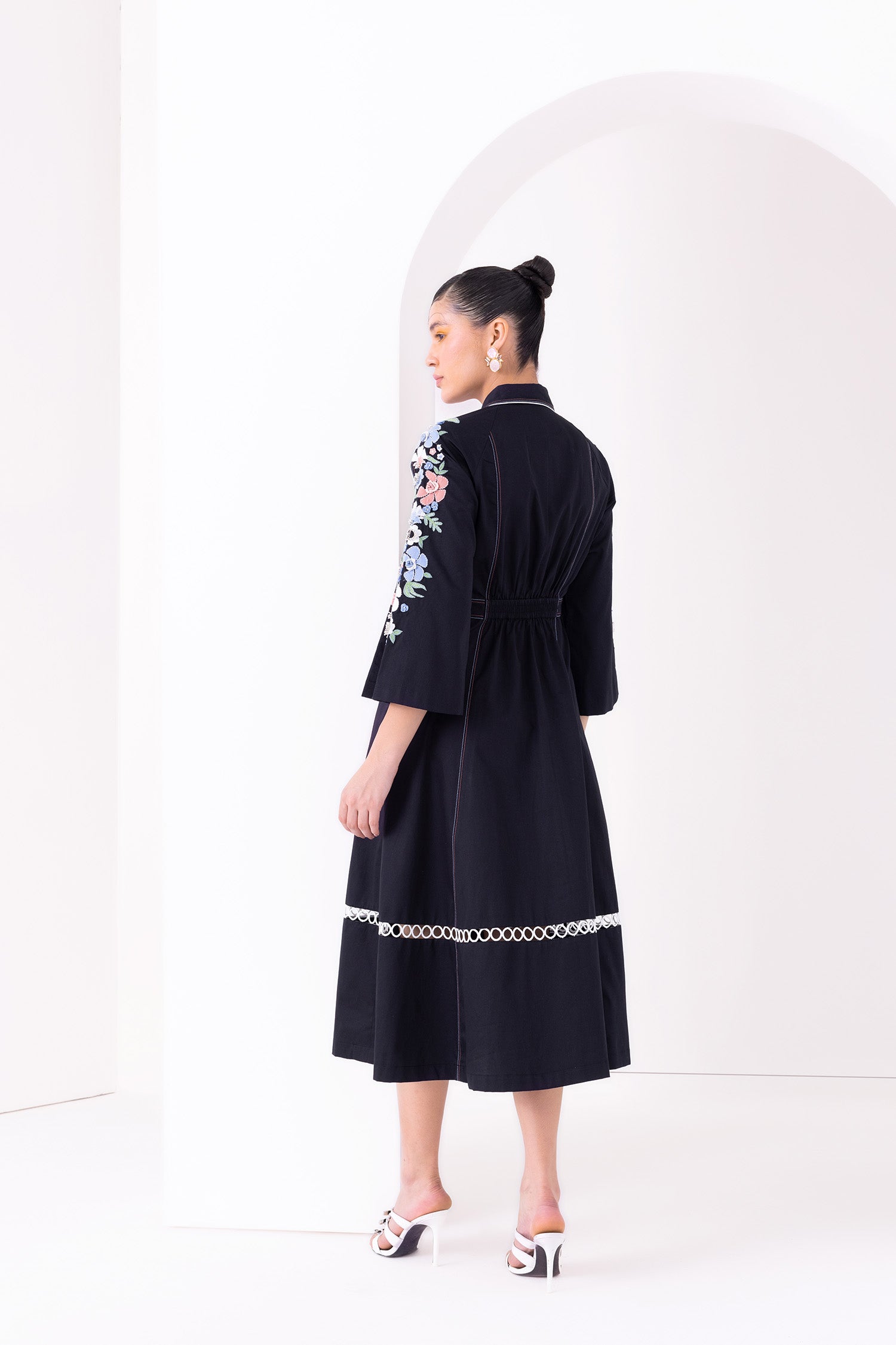 TESSA DRESS MIDI BLACK