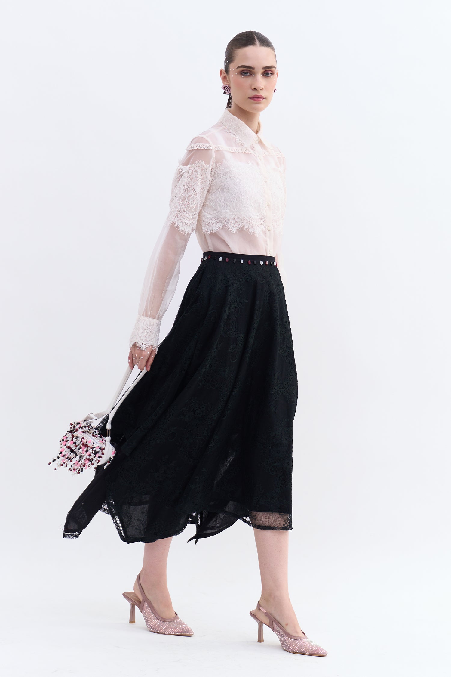 VERA SHIRT & KAIRI SKIRT