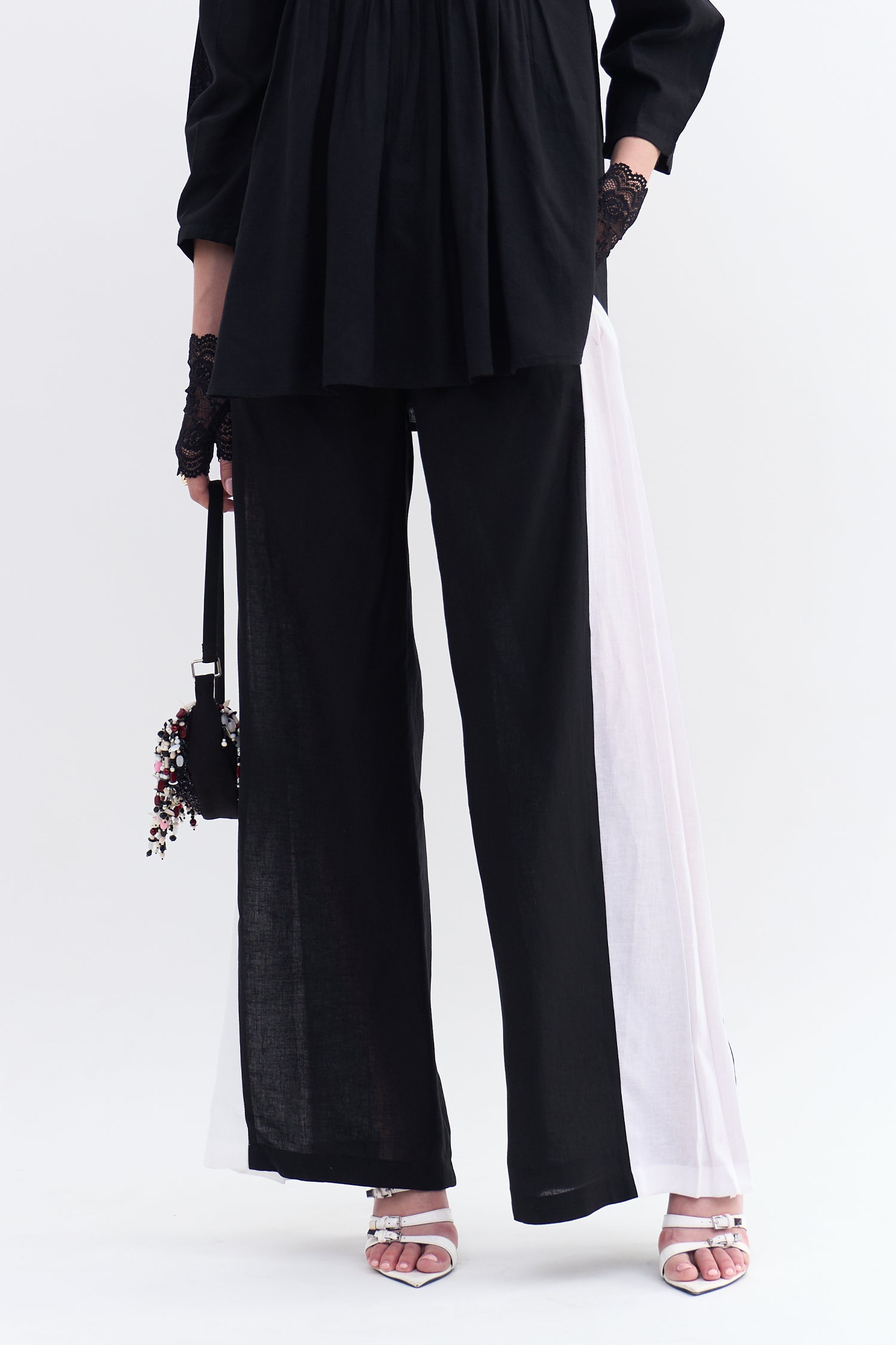 NAIVE TROUSERS