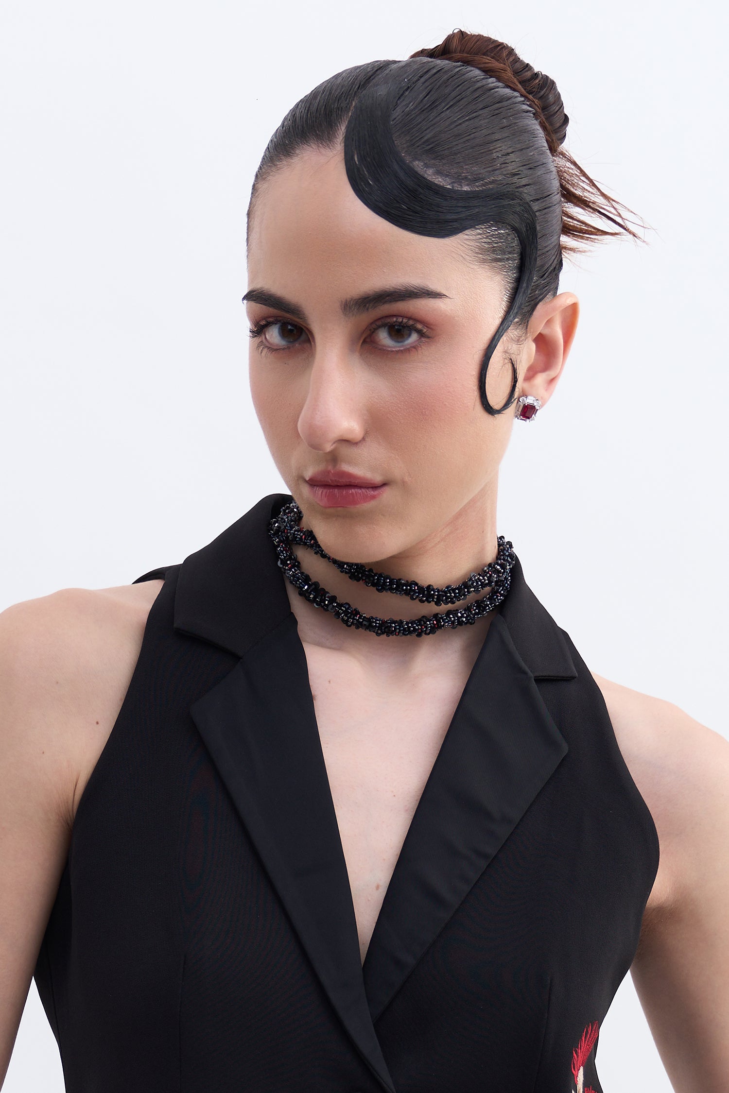 MARI NECKPIECE BLACK