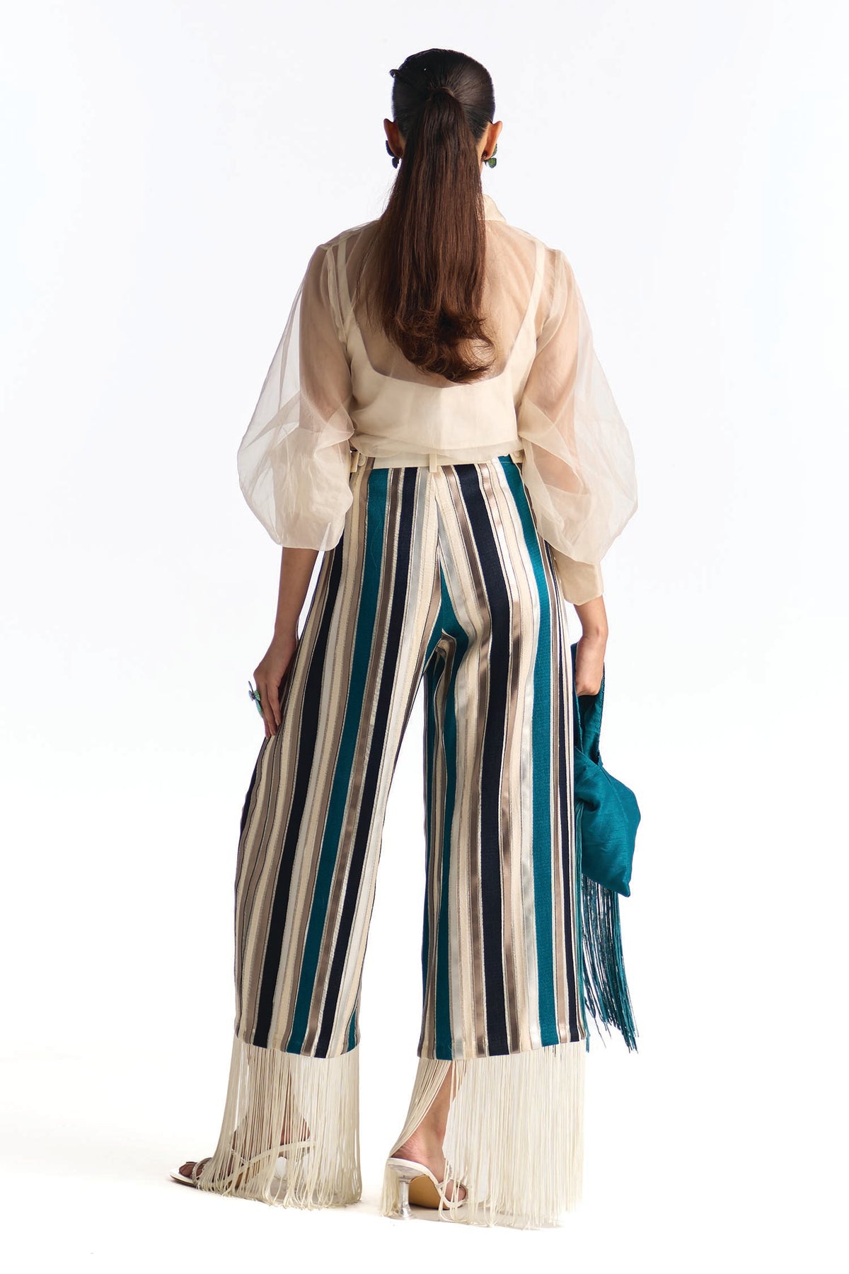 HALO SHIRT, BRALET & RHYTHM PANTS