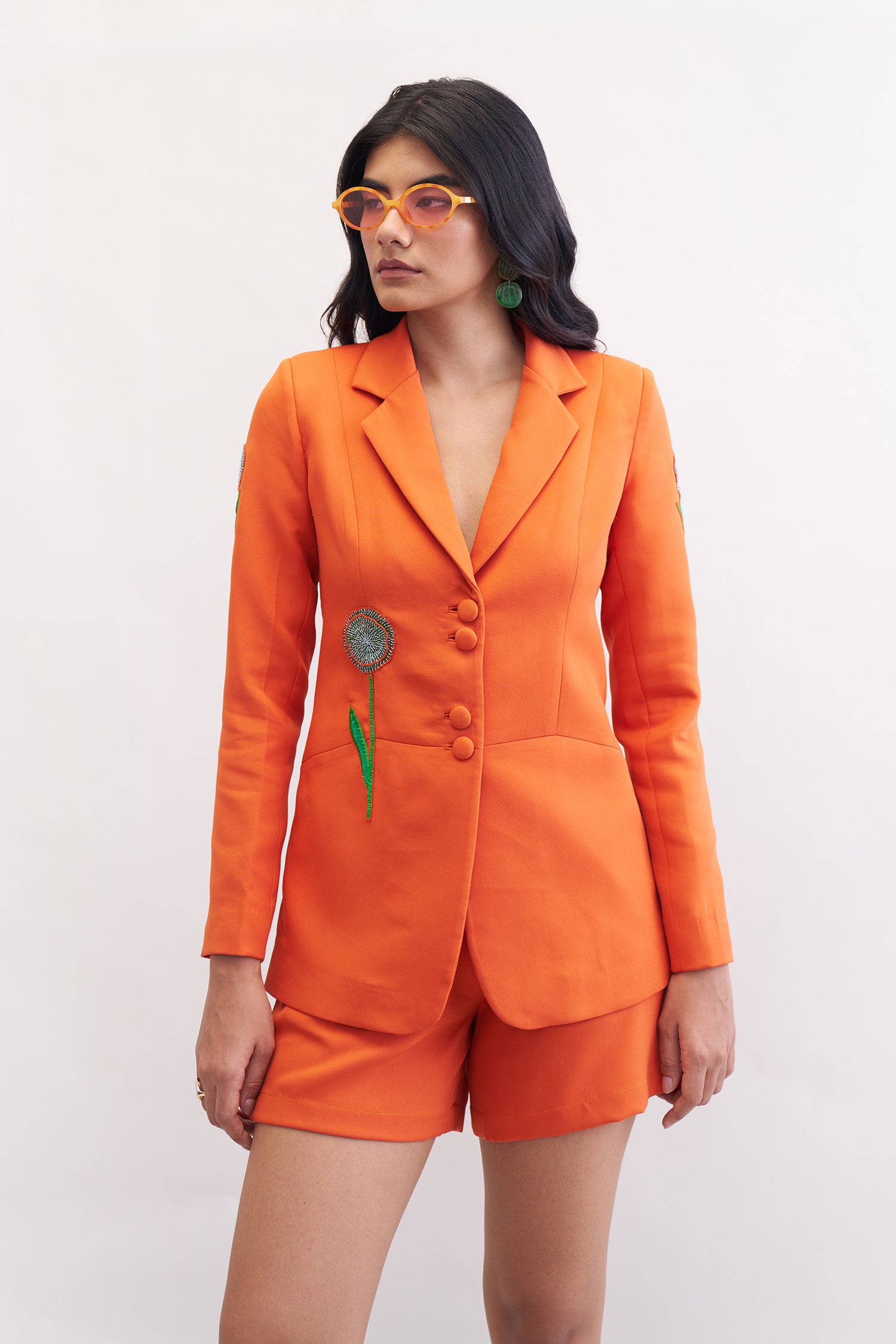SASSY BLAZER