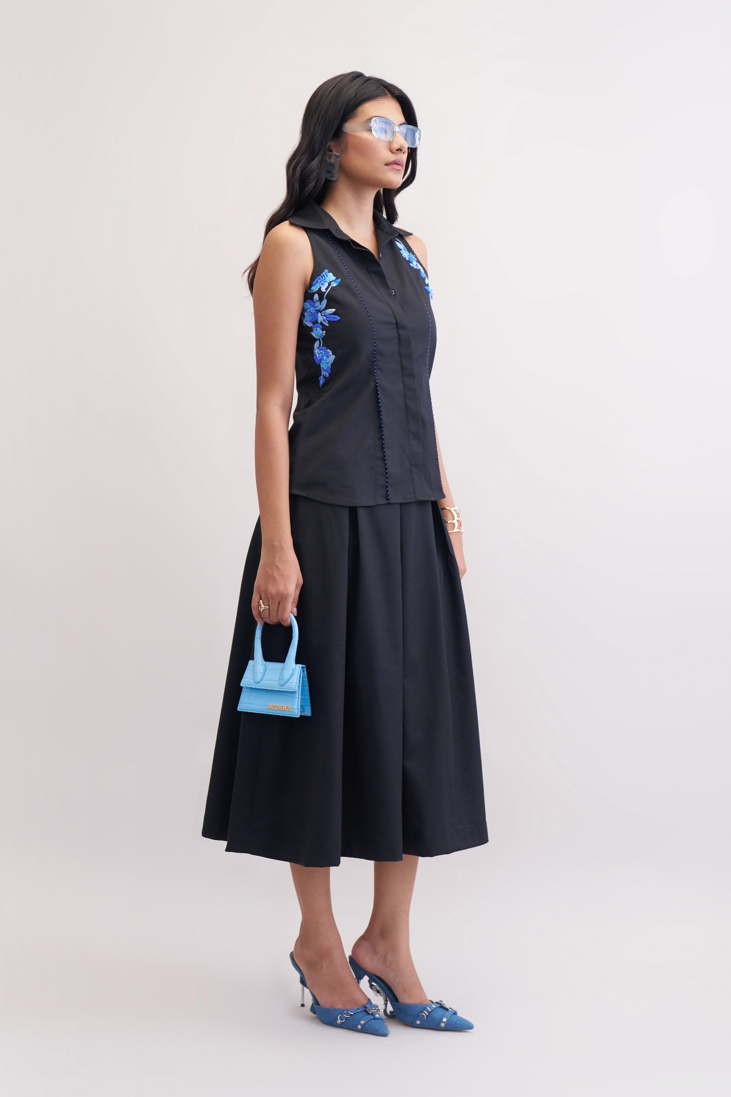 GROOVY CROPPED SHIRT & SKIRT BLACK