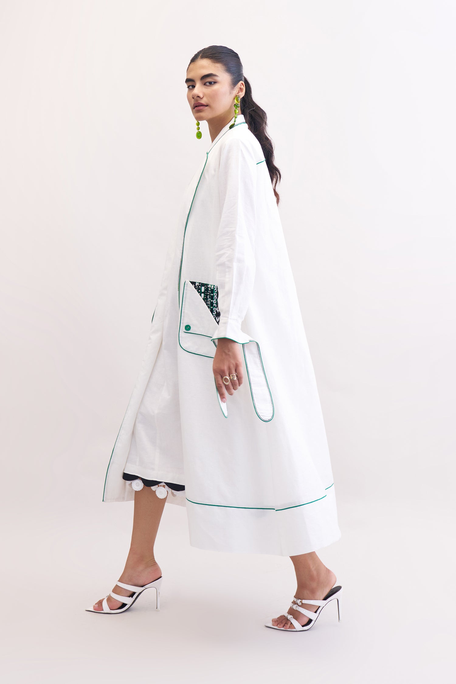 ESCAPE JACKET WHITE