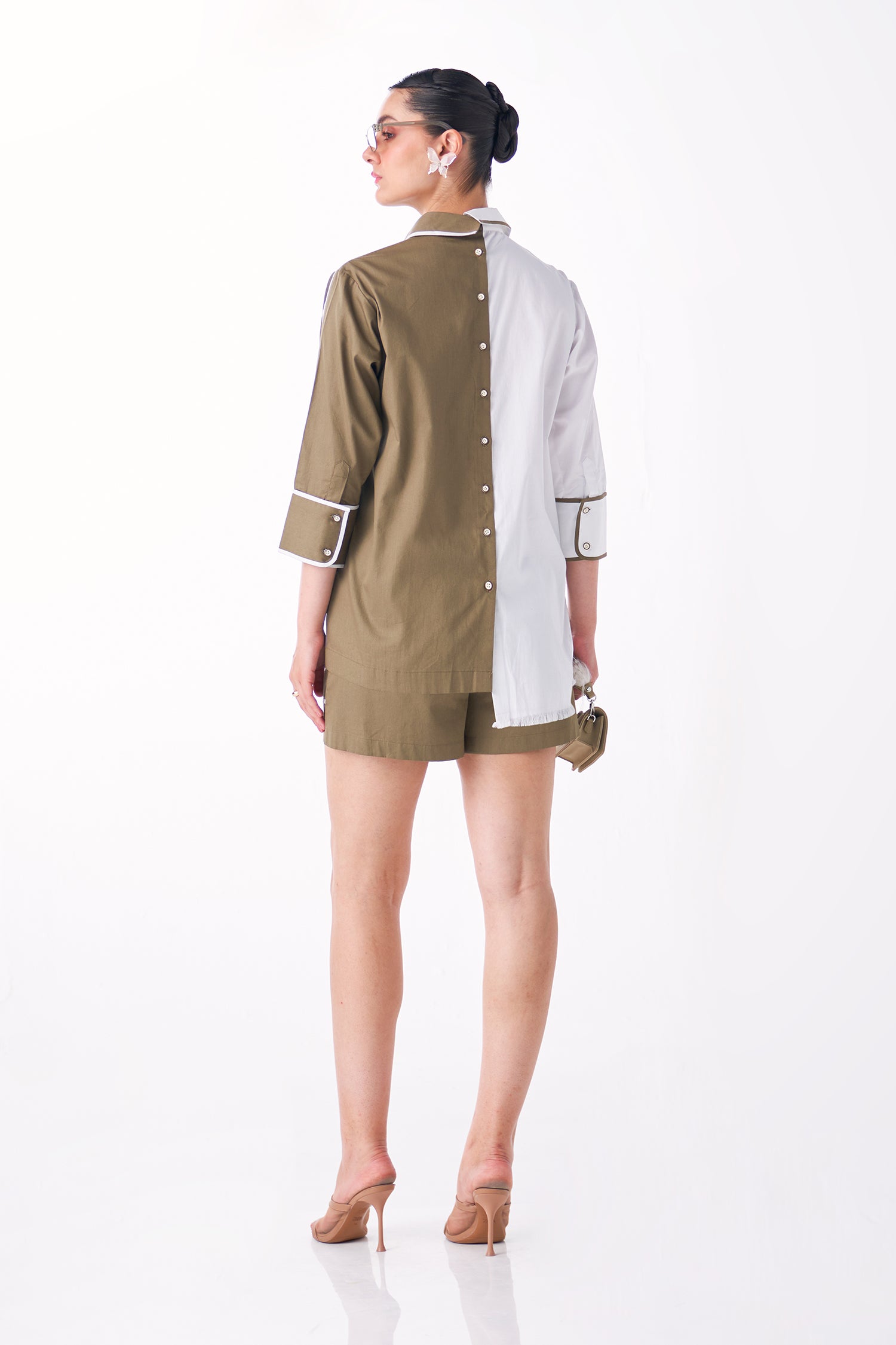 PAC SHIRT WITH SHORTS MUSHROOM AND WHITE
