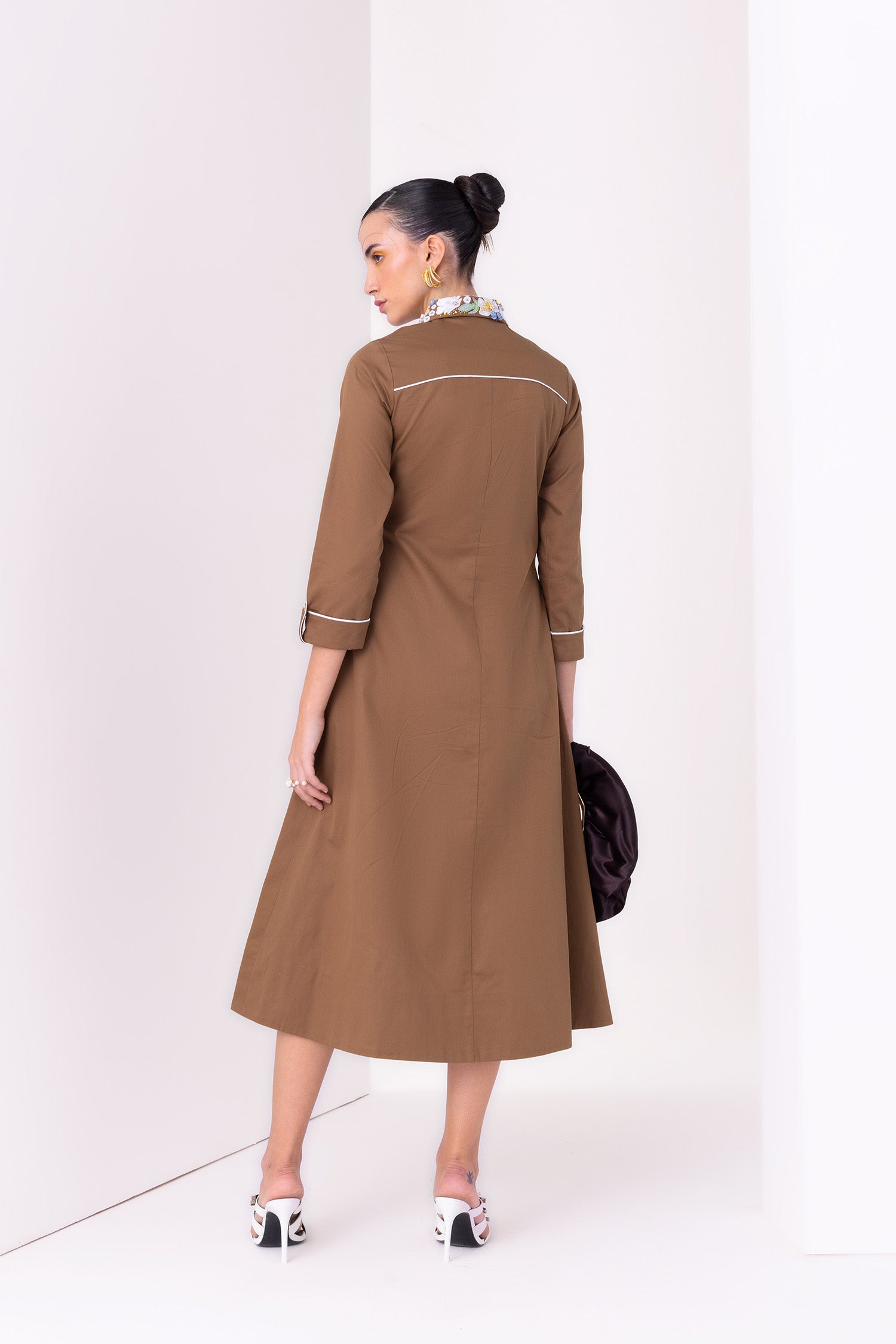 MIYAKE DRESS MIDI TAN