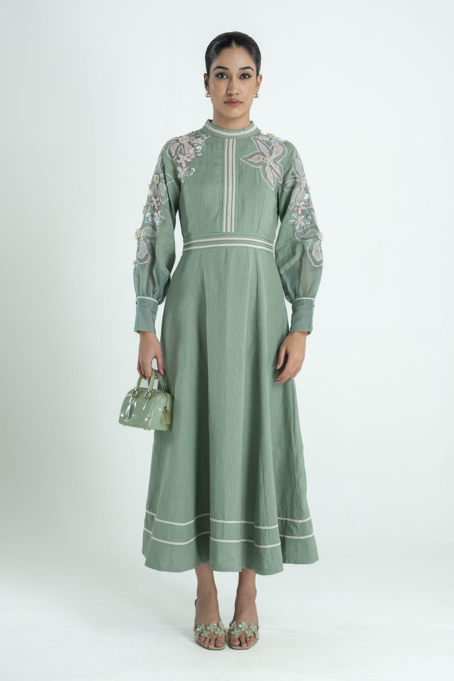 BANANA FLORAL DRESS LONG OLIVE