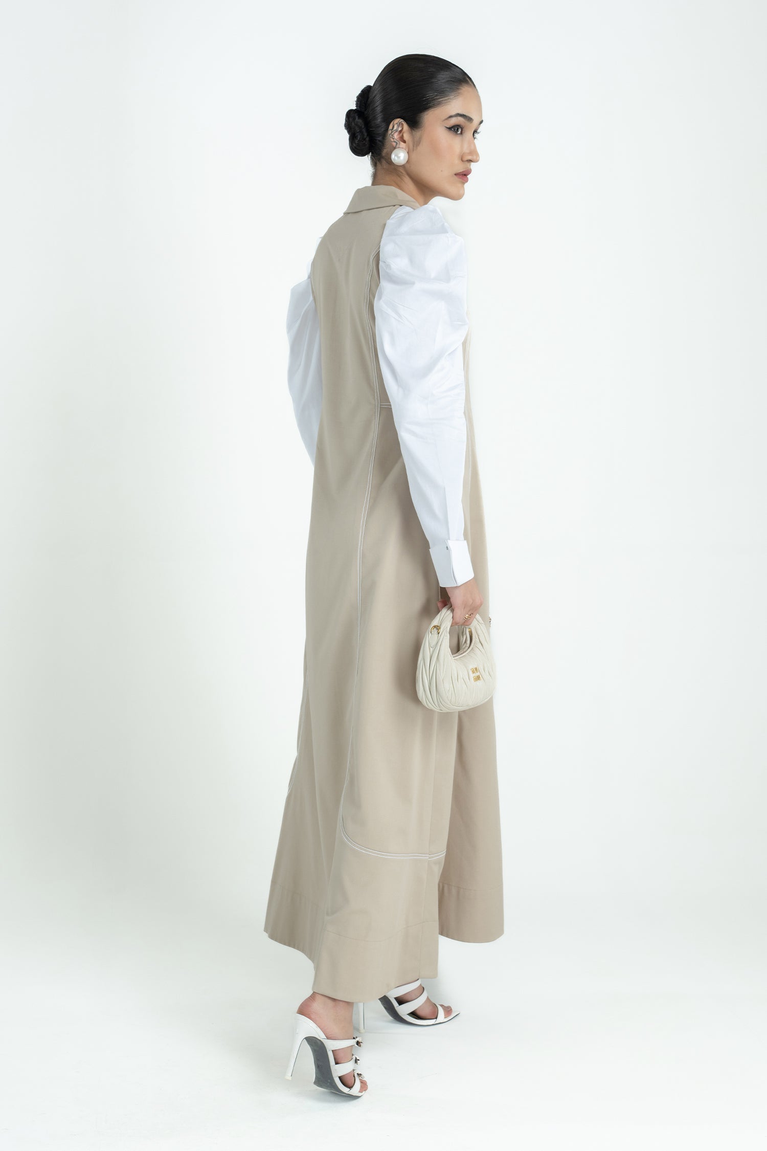 FAYE DRESS LONG OAT AND WHITE